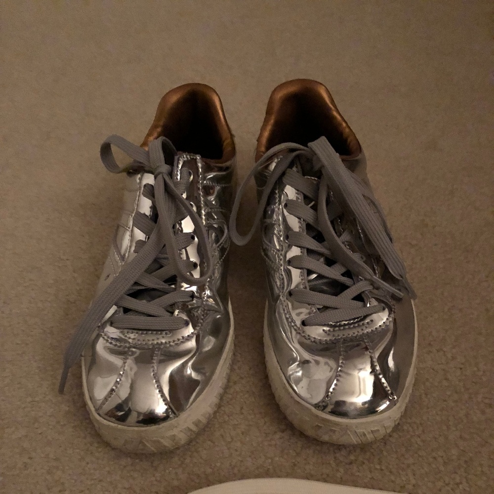Tretorn Women's Metallic Sneakers - Size 7M